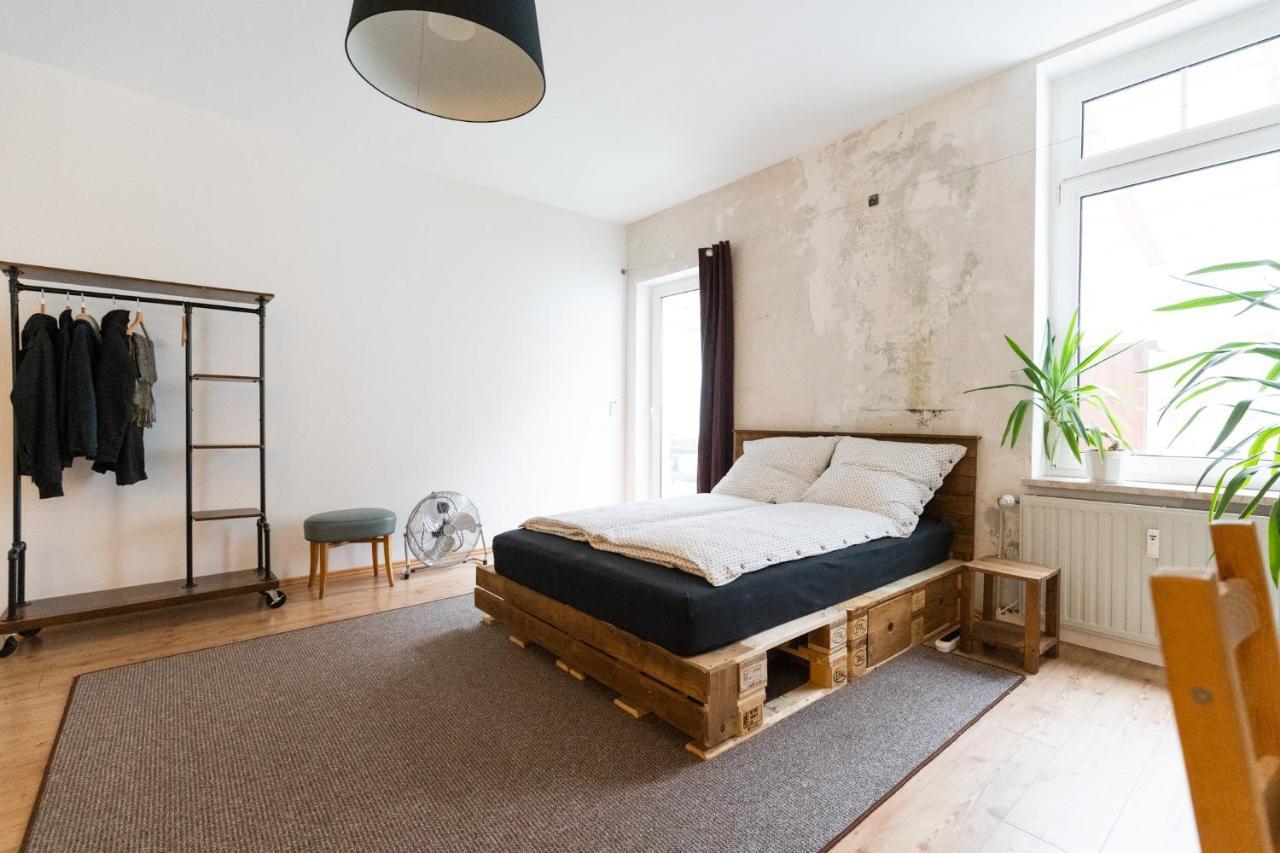 230 M2 Loft Mit Eigenem Wintergarten Mit Tischtennis & Dart, Kostenloser Parkplatz Erfurt Eksteriør billede