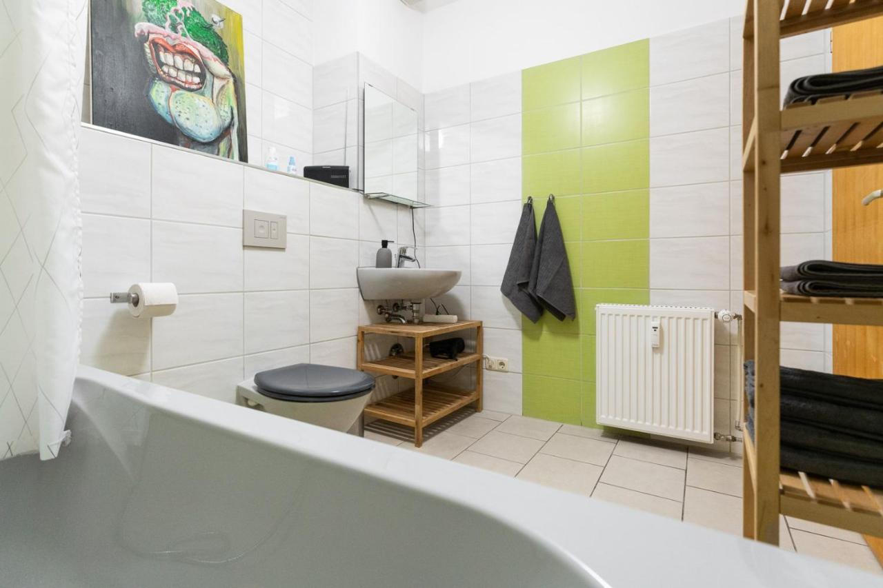 230 M2 Loft Mit Eigenem Wintergarten Mit Tischtennis & Dart, Kostenloser Parkplatz Erfurt Eksteriør billede
