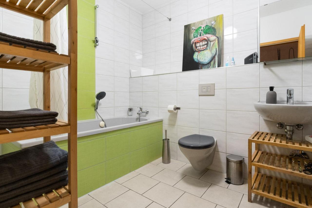 230 M2 Loft Mit Eigenem Wintergarten Mit Tischtennis & Dart, Kostenloser Parkplatz Erfurt Eksteriør billede
